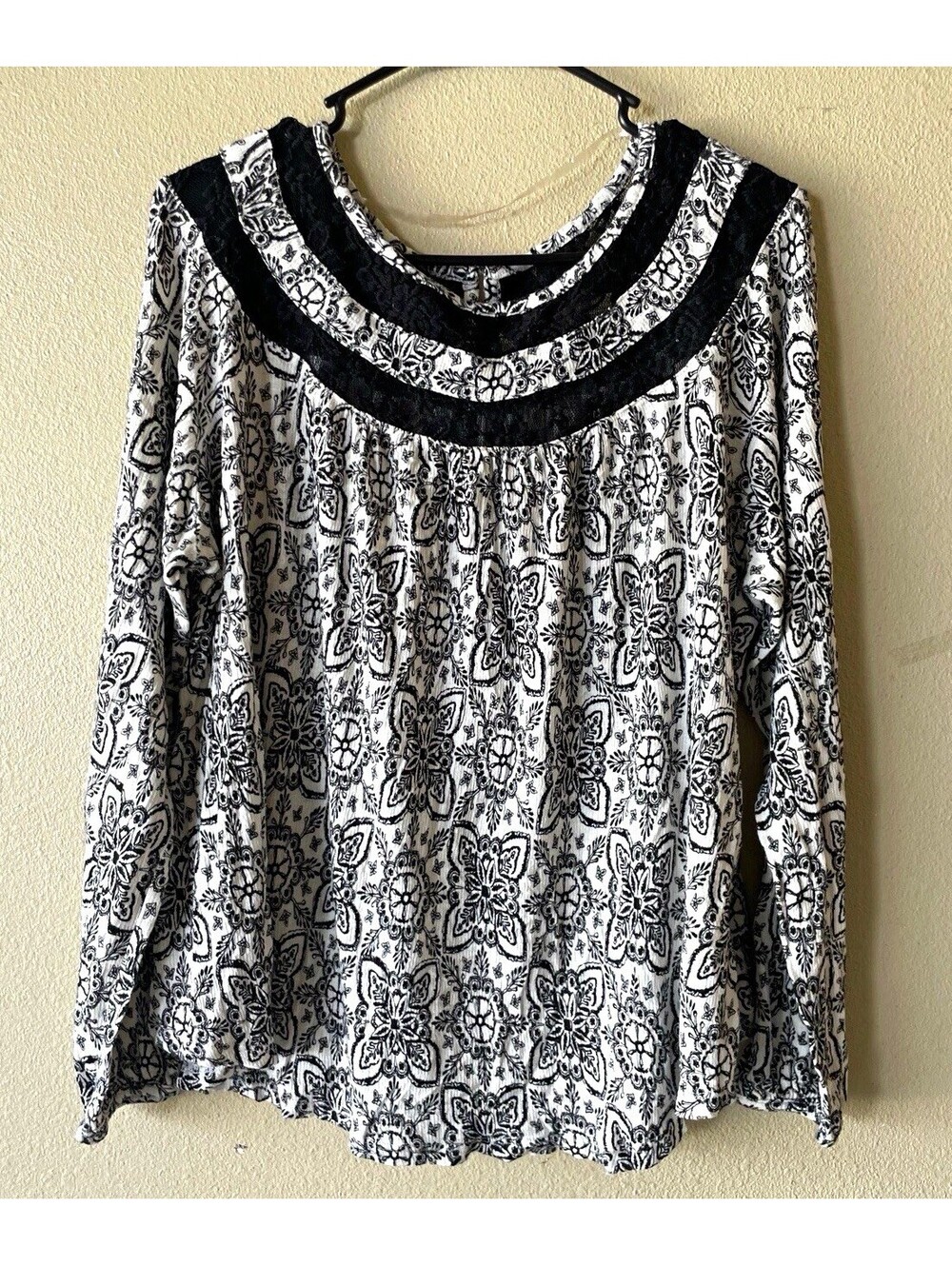 Faded Glory L Blouse Black White Floral Lace Yoke Round Neck Long Sleeve